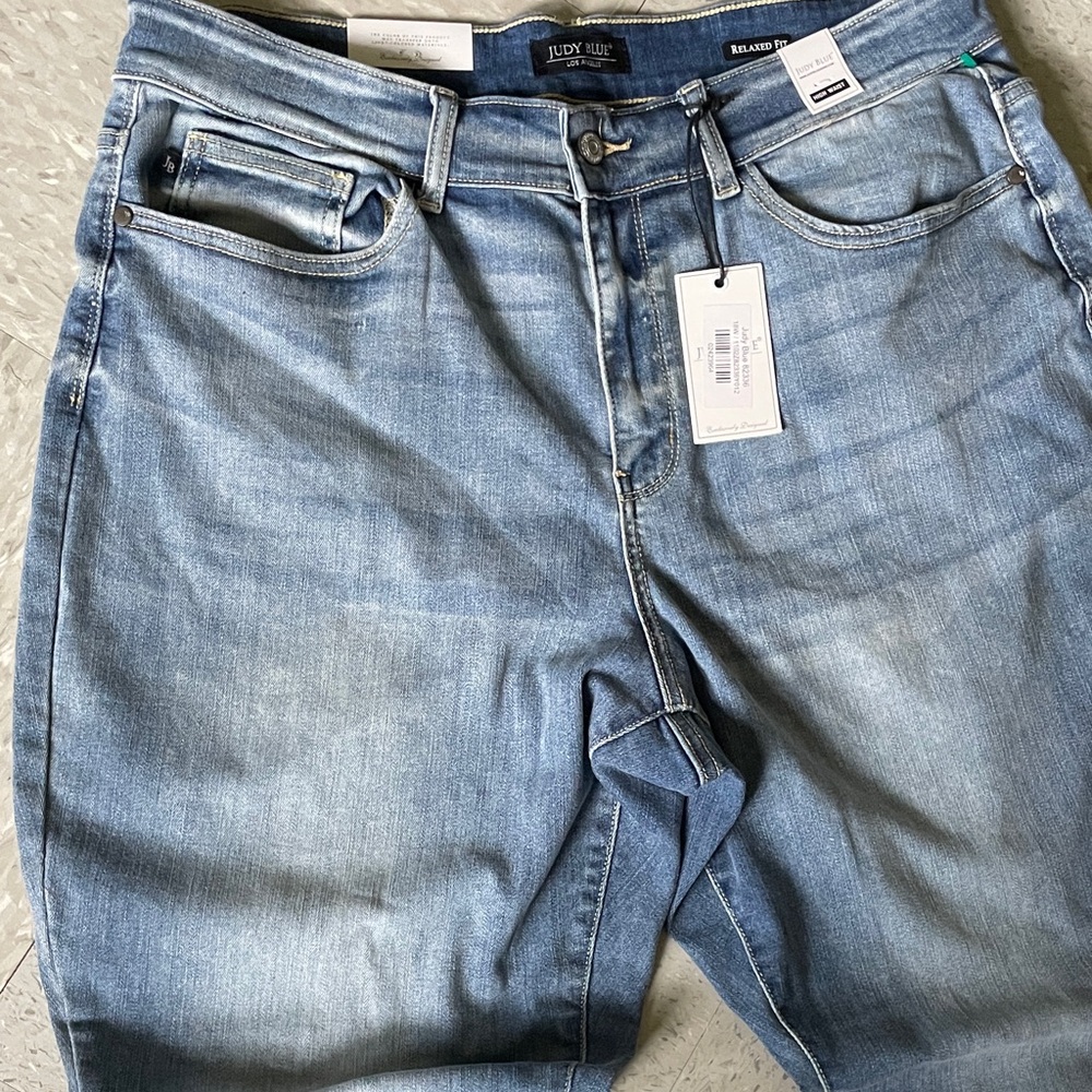 Judy Blue JB82336LT Relaxed Fit High Rise Jeans – Plus Size 18W NWT - Picture 2 of 9